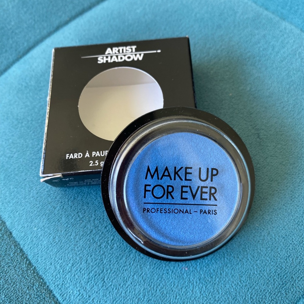 Make Up For Ever Eyeshadow in I-212 -
Artist Shadow - NEW- Rare